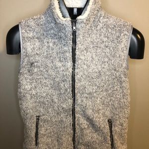 Grey Fuzzy Zippered Turtleneck Vest